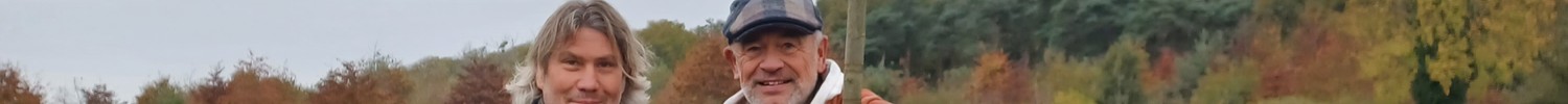 Von links: Stefan Gilles (Ergotherapeut in den Arbeitstrainingswerkstätten, kurz ATW) und Björn Pförtzsch (1. Vorsitzender des Fördervereins).