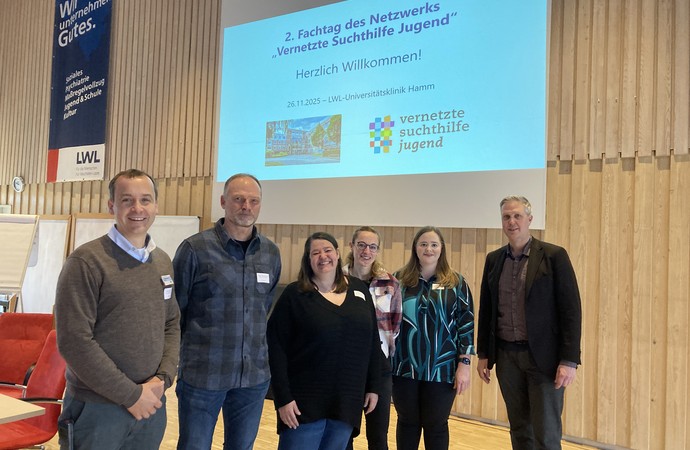Teilnehmende des Fachtags Netzwerk "Vernetzte Suchthilfe"