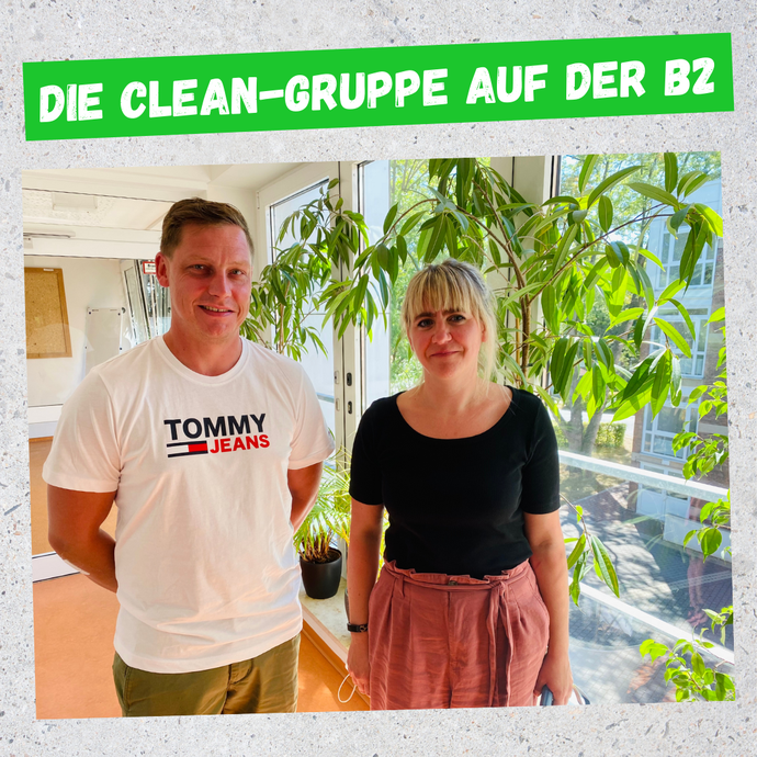 Das Bild zeigt einen Kollegen und eine Kollegin, die beide für die Clean-Gruppe auf der B2 verantwortlich sind.